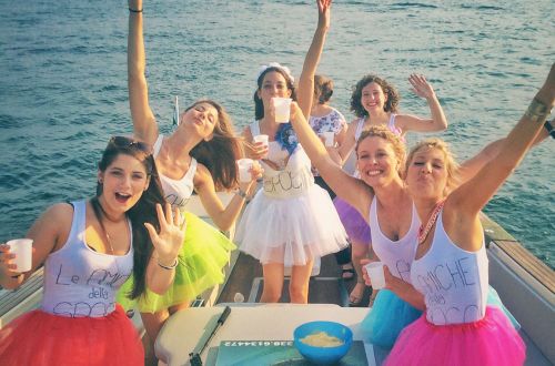 Festa Di Addio al Nubilato In Barca Sul Lago di Garda
