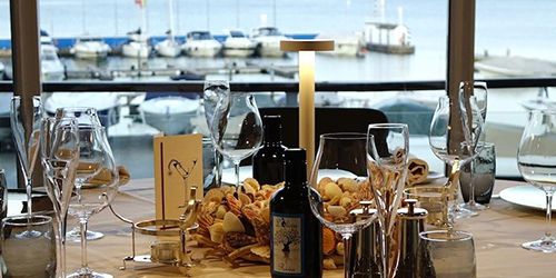 Ristorante Aquariva: un luogo elegante e raffinato a Padenghe. thumb