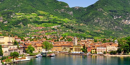 Riva del Garda : la perla del Lago di Garda Trentino thumb