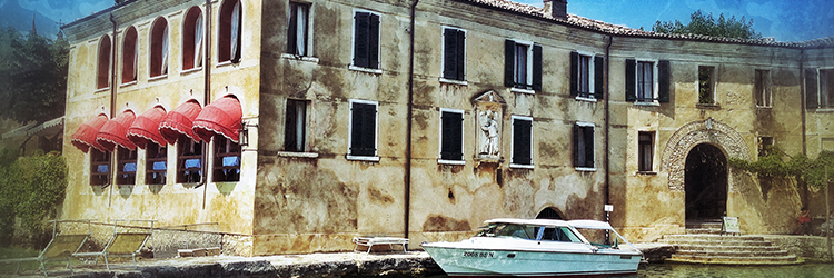 Alla scoperta di San Vigilio in motoscafo. Il punto più romantico del Lago di Garda! thumb