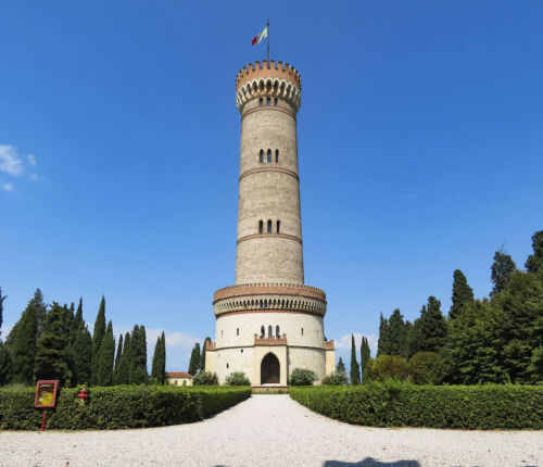 Torre e Ossario di San Martino a Desenzano thumb